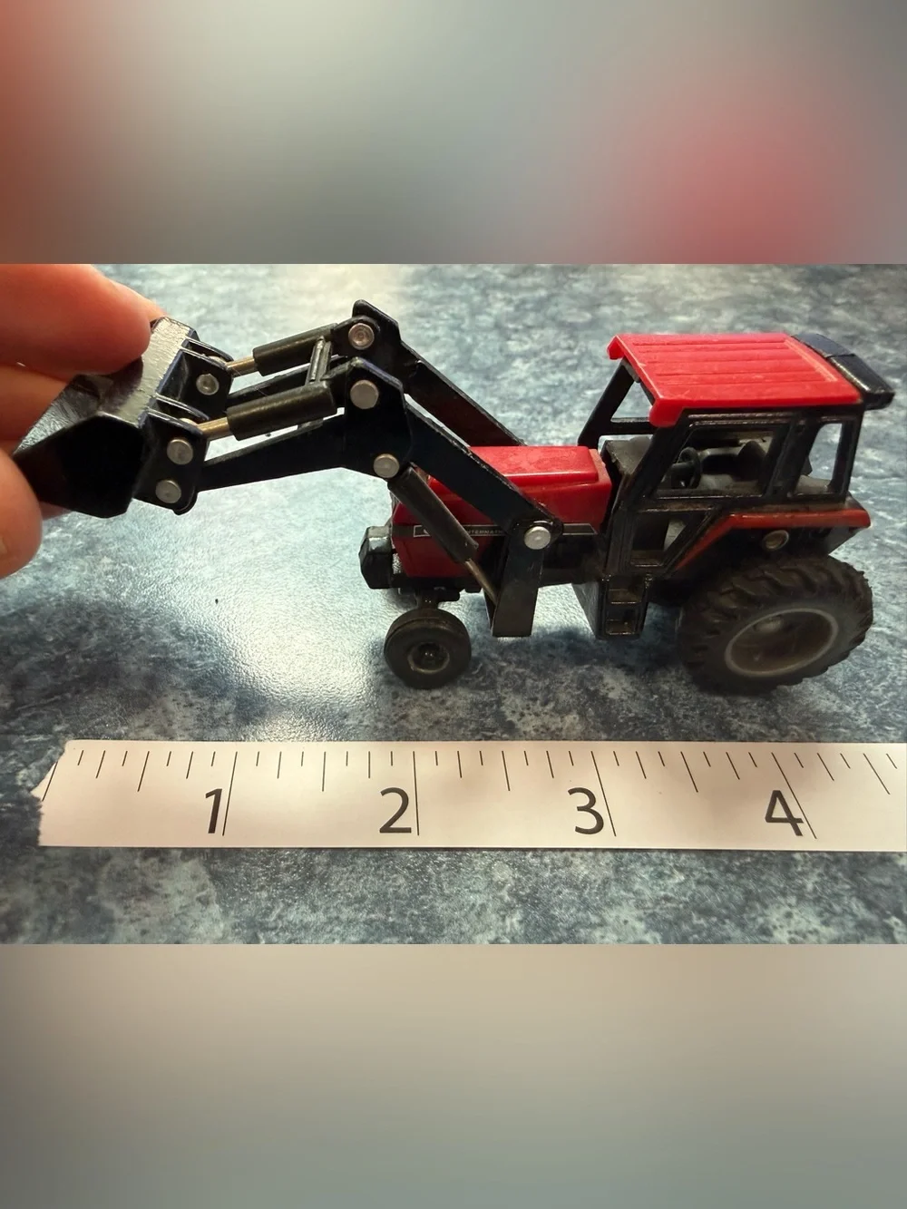 Vintage ERTL Case IH 2594 1/64 Tractor with Front Loader & Red Trailer Set